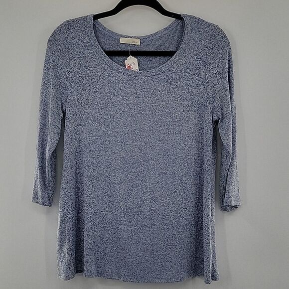 3 For$20 Jella C. Blue Shirt w/ button detsils on the back size S - Picture 1 of 6